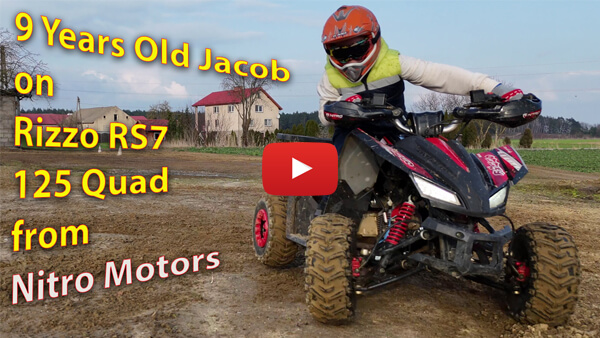 Jacob rijdt op Rizzo RS7 125cc quad van Nitro Motors