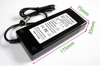 Chargeur 36V 3ah pour batterie Lithium-Ion
