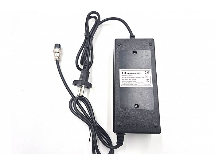Chargeur 48V 2.5ah pour batteries au plomb pour véhicules électriques - Quad, Pocket Bike, Motocross, Trottinettes
